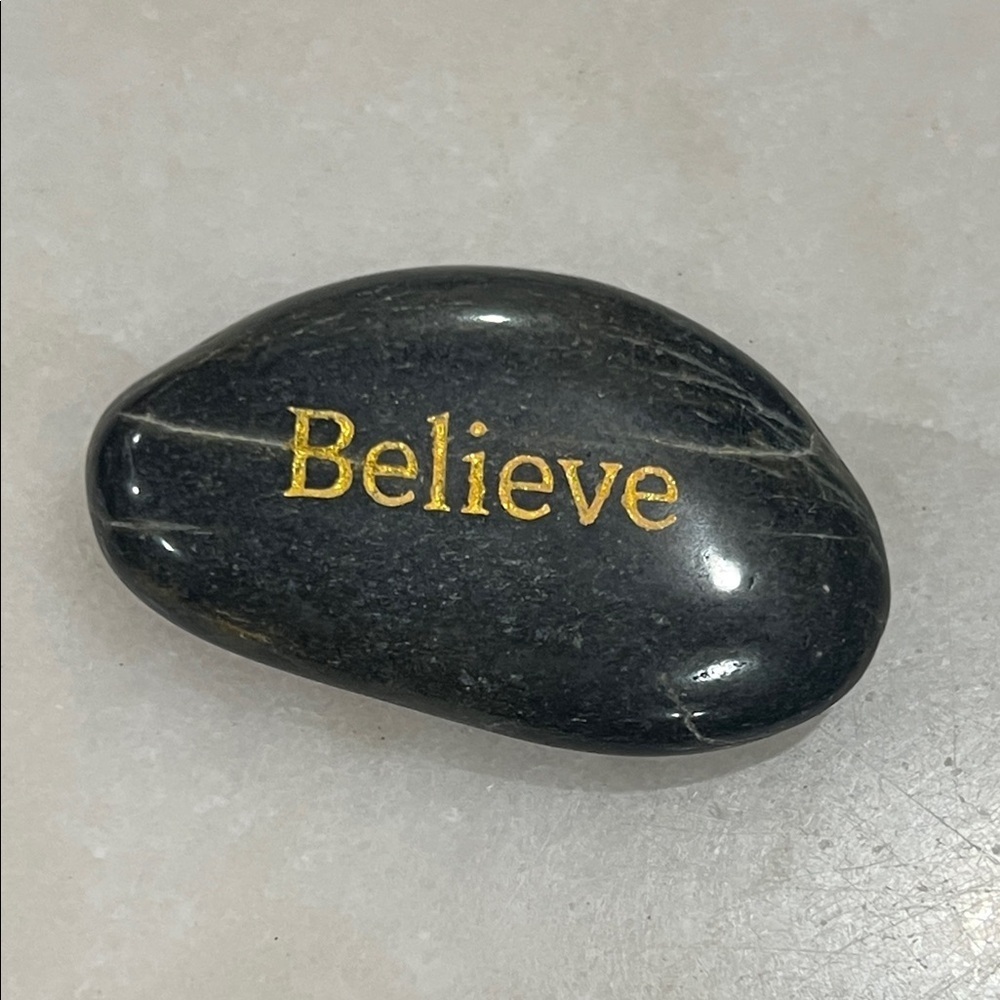 Inspirational Stone Set with Gold Lettering - Picture 4 of 4